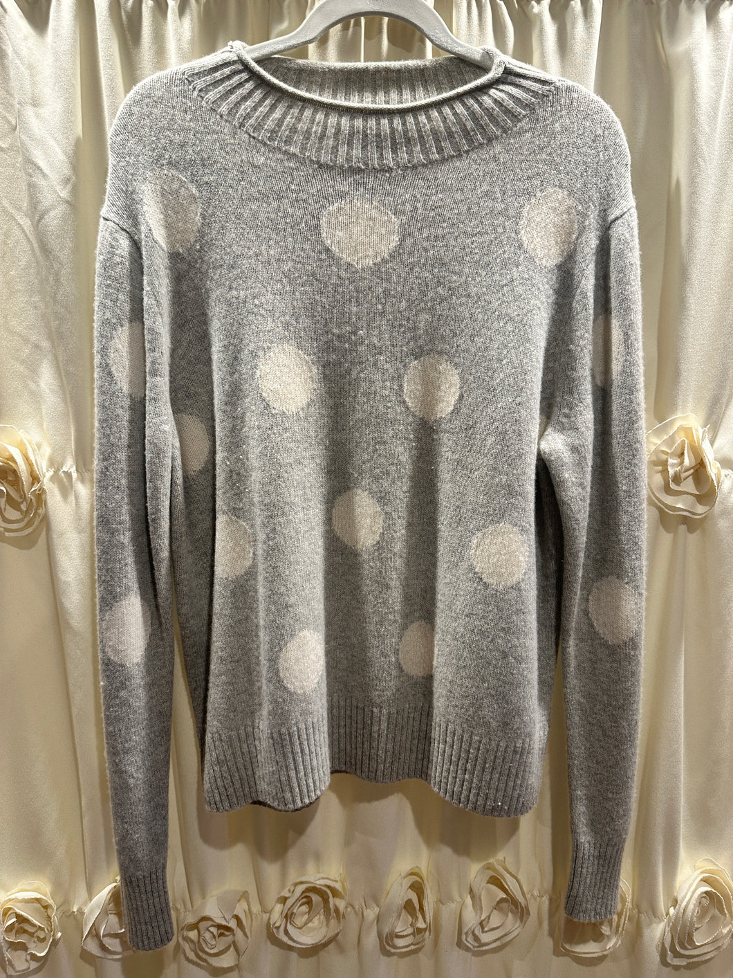 J.CREW ALWAYS GRAY W/WHT POLKA DOT MERINO SWEATER