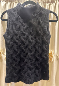 FORTE CHUNKY CABLE KNIT SLEEVELESS MOCK TURTLENECK CASHMERE SWEATER